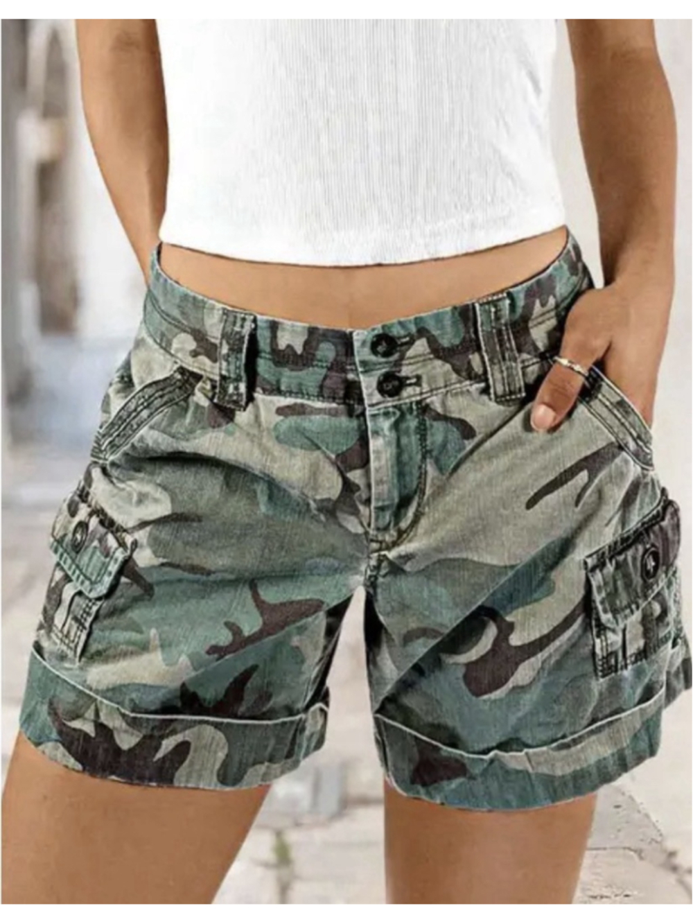 Flamingals Camo Print Roll Hem Flap Pocket Mid Rise Shorts M - Picture 4 of 7